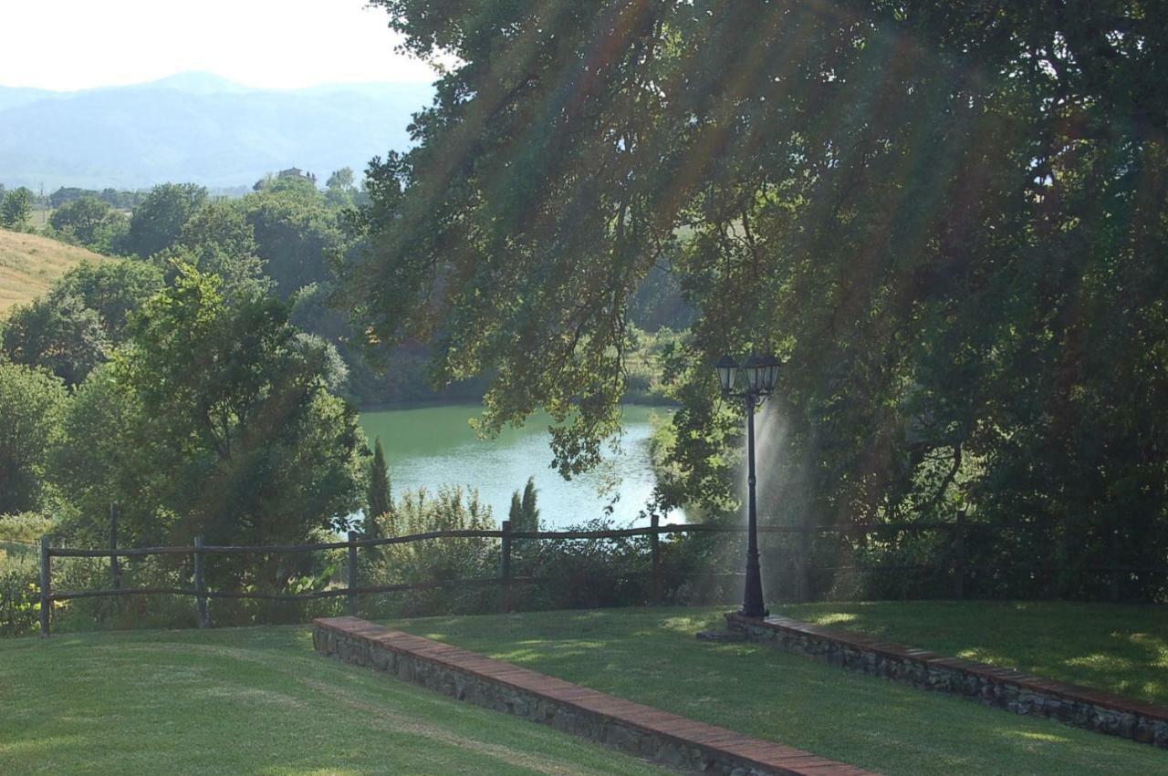 Agriturismo Il Palazzo 佩尔吉内-瓦尔达诺 外观 照片