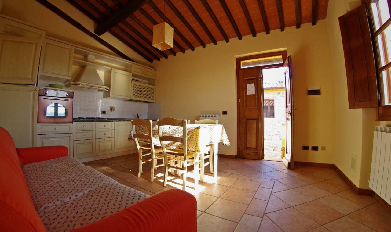 Agriturismo Il Palazzo 佩尔吉内-瓦尔达诺 外观 照片