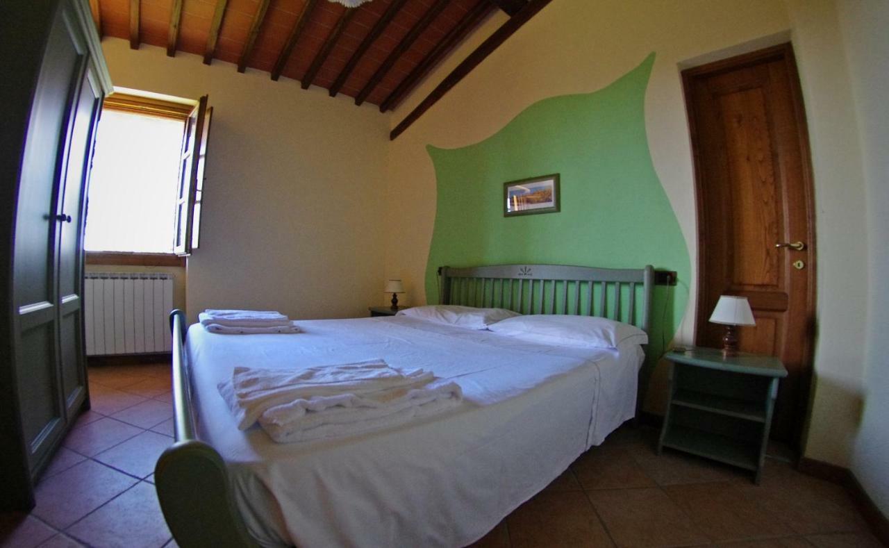 Agriturismo Il Palazzo 佩尔吉内-瓦尔达诺 外观 照片