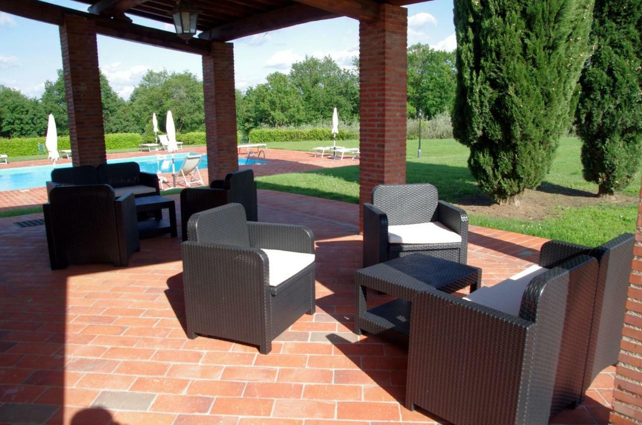 Agriturismo Il Palazzo 佩尔吉内-瓦尔达诺 外观 照片