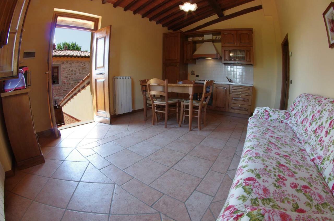 Agriturismo Il Palazzo 佩尔吉内-瓦尔达诺 外观 照片