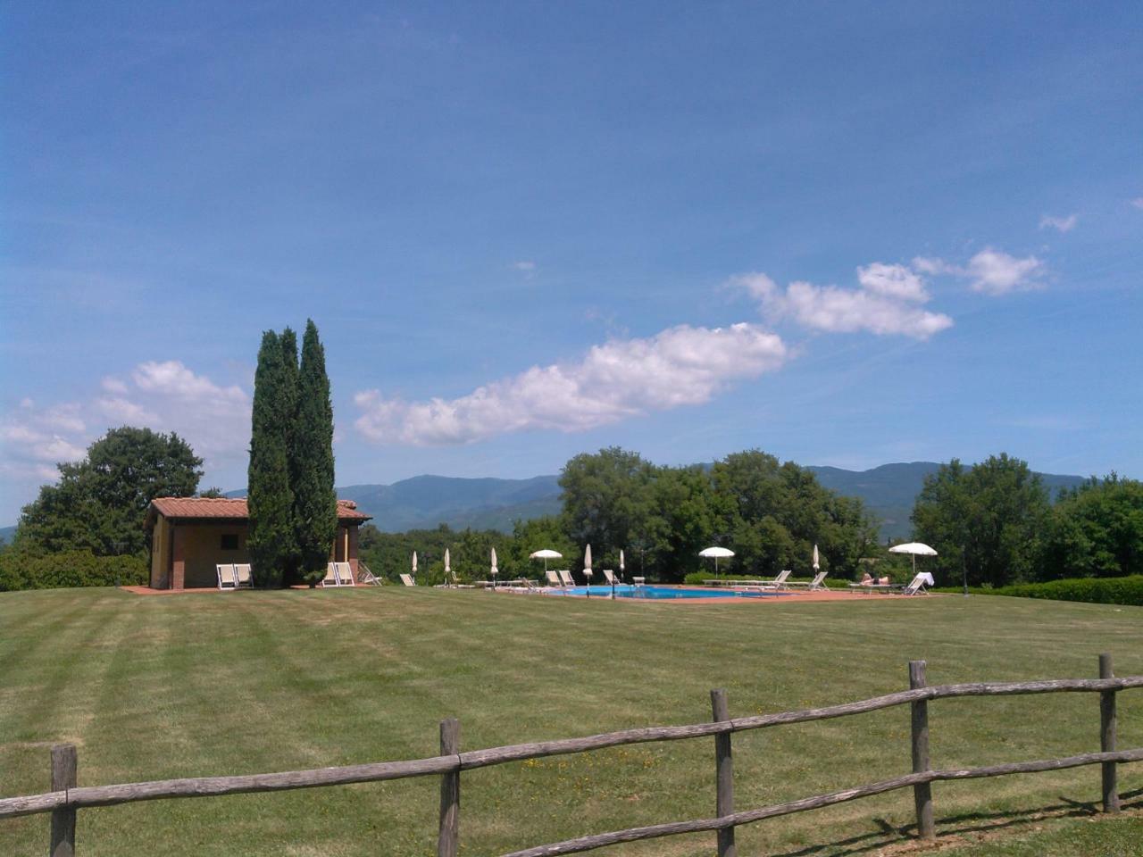 Agriturismo Il Palazzo 佩尔吉内-瓦尔达诺 外观 照片