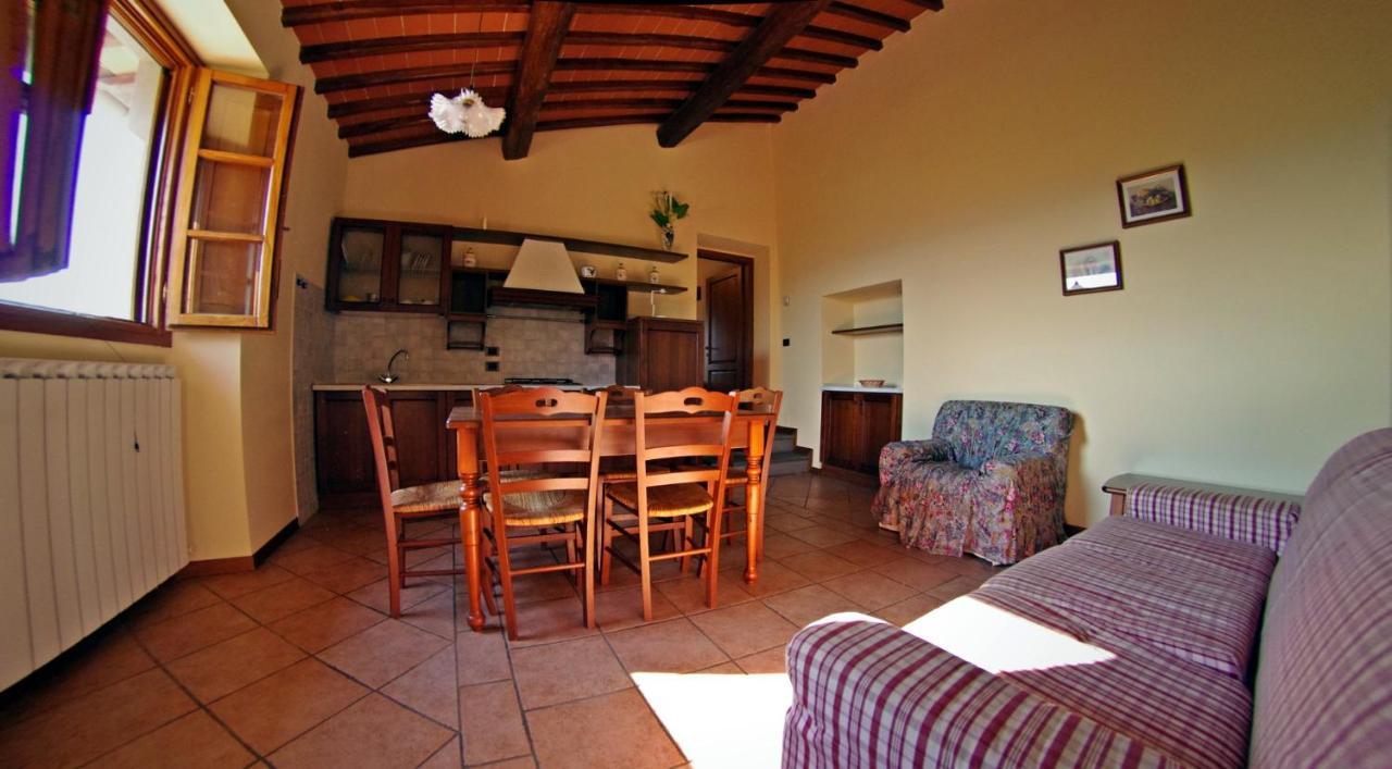 Agriturismo Il Palazzo 佩尔吉内-瓦尔达诺 外观 照片