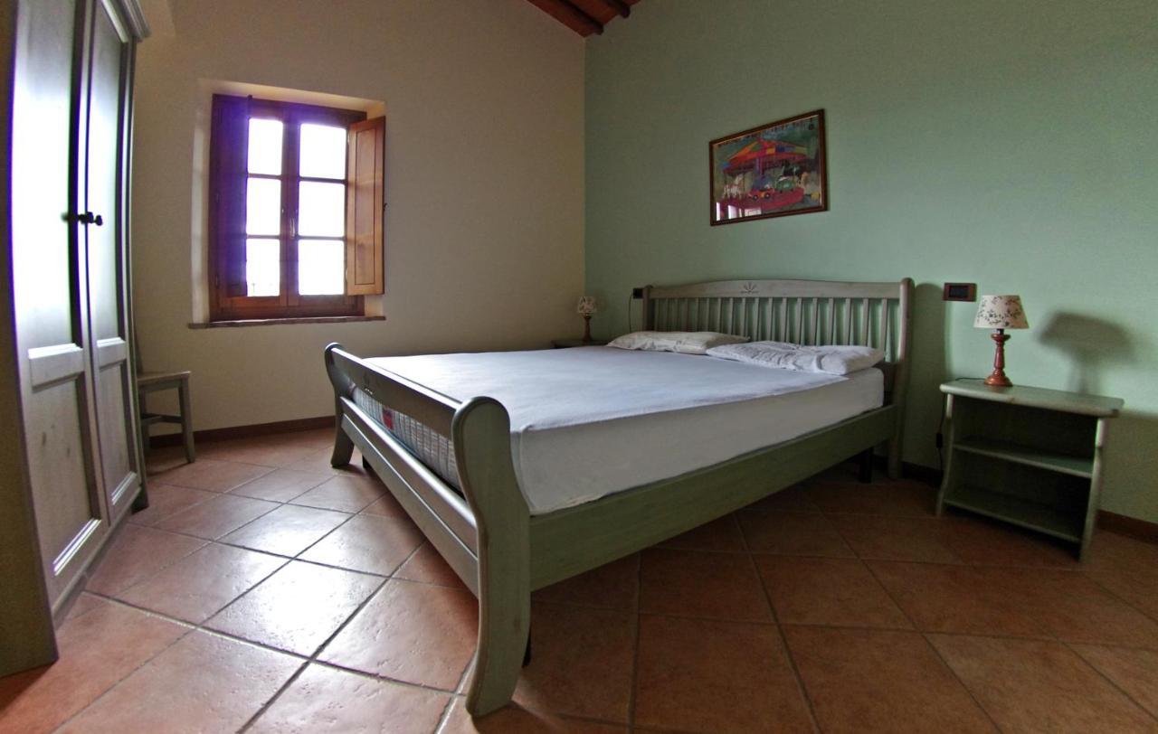 Agriturismo Il Palazzo 佩尔吉内-瓦尔达诺 外观 照片