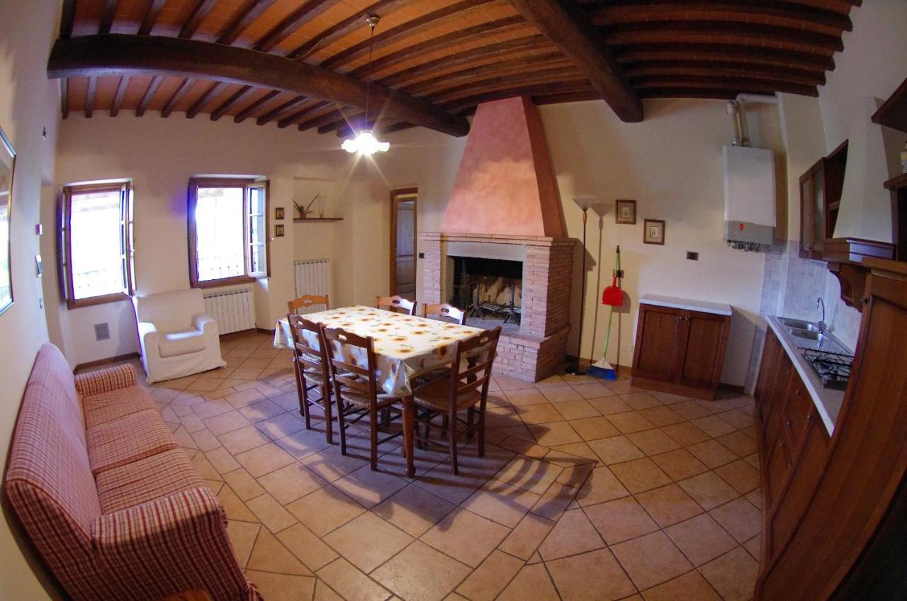 Agriturismo Il Palazzo 佩尔吉内-瓦尔达诺 外观 照片